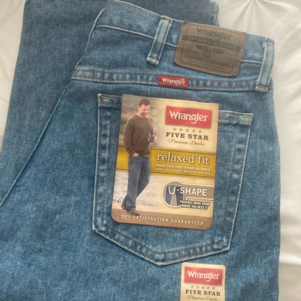 Wrangler men’s relaxed fit jeans size 34x30